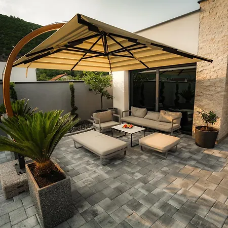 River Villa *